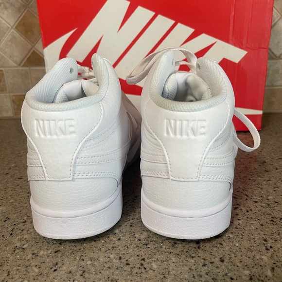 Nike NWB Court Vision Mid Women’s White Sneaker Size 9.5 - Picture 5 of 8